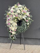 wieniec_skrzydlo_aniola_bialo_rozowy_1.jpg